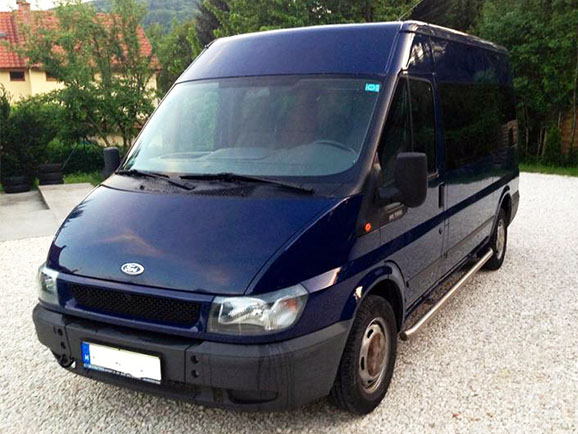 kisbusz kölcsönzés Ford Transit